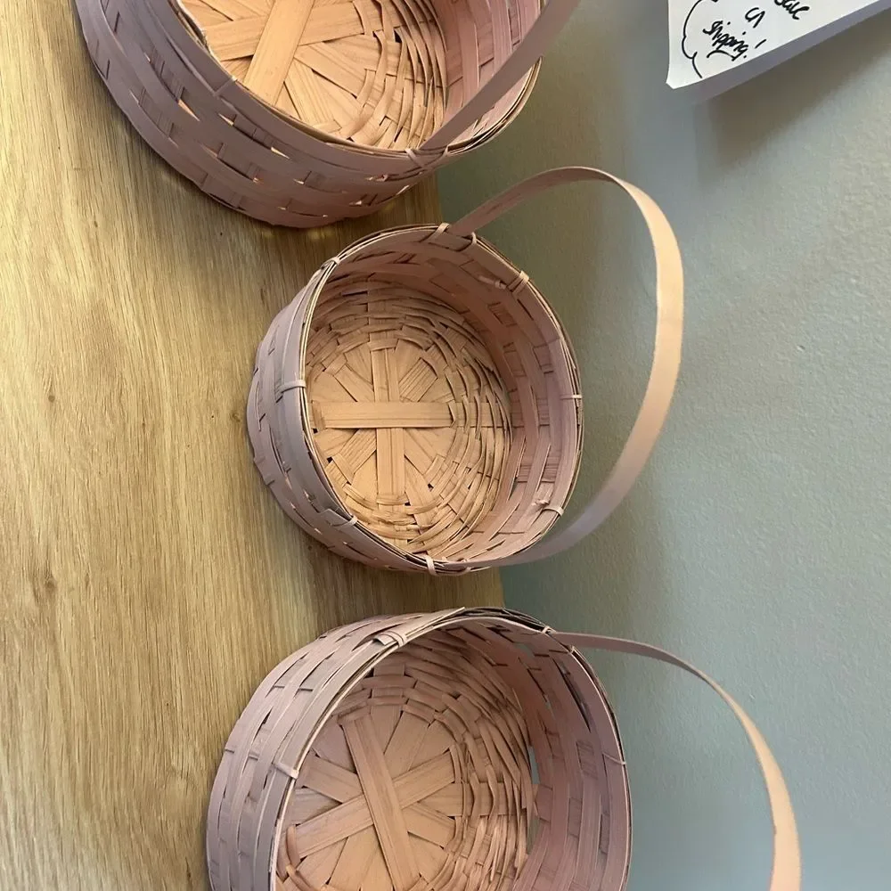 Set of 3 Pink Woven Picnic Baskets with Handles